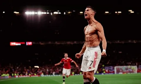 5 cầu thủ xuất sắc nhất thế giới hiện tại: Không Messi, có Ronaldo