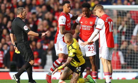 5 điểm nhấn Arsenal 1-0 Watford: Xứng danh số 10; Pháo thủ vượt mặt Quỷ đỏ