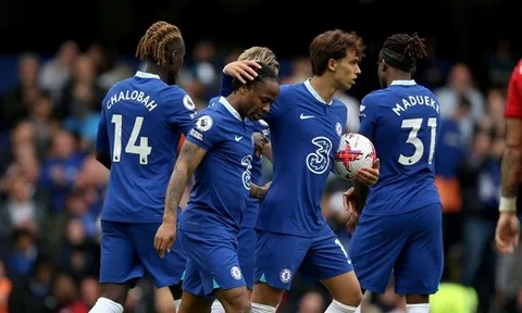 5 điểm nhấn Chelsea 2-2 Forest: Mourinho chạnh lòng; Cải tổ toàn diện