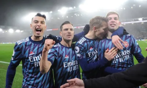 5 điểm nhấn Leeds 1-4 Arsenal: Chiến cơ của Arteta; Thủ quân tiềm năng