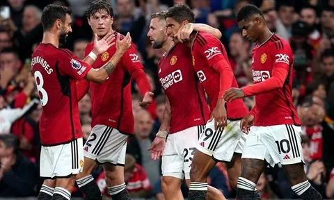 5 điểm nhấn Man Utd 1-0 Wolves: Lấy thủ bù công; Thảm họa hai số 7