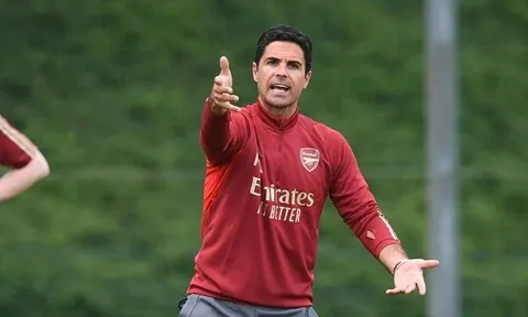 5 điểm nhấn trên sân tập Arsenal: Số áo mới; Những sự vắng mặt