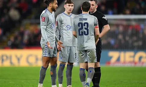 Everton muốn bổ sung thêm tiền đạo trong tháng 1
