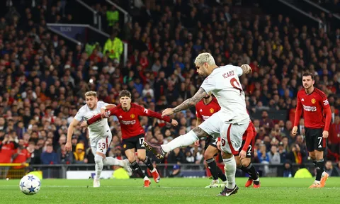 Man Utd bị kéo xuống mặt đất?