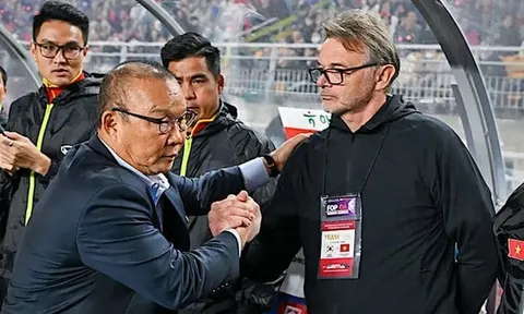 Cựu HLV Trung Quốc dùng tiền 'khủng' hối lộ; Công Phượng so ông Troussier và thầy Park
