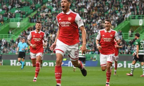 Trung vệ 21 tuổi của Arsenal chiếm trọn sóng trước Sporting
