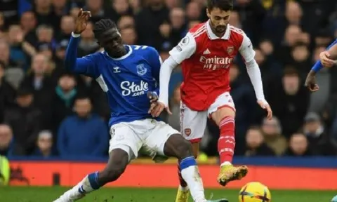 Arteta đã tìm thấy người thay thế khi Odegaard 'hết pin'