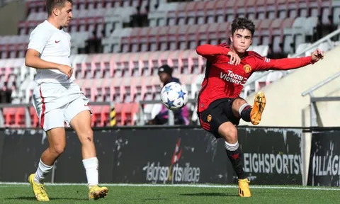 6 "cánh chim lạ" có thể tiếp bước Kobbie Mainoo: "Phil Foden mới"