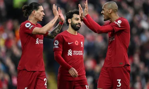 6 điểm nhấn Liverpool 3-1 Southampton: Bịt miệng chỉ trích; Vị thánh ở Anfield