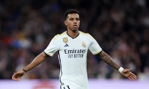 Rõ khả năng Real bán Rodrygo khi có Mbappe