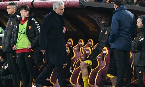 AS Roma bỏ họp báo sau trận hòa trước Atalanta