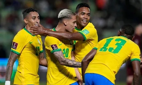 Thiago Silva khen ngợi 2 cầu thủ ra mắt xuất sắc cho Brazil