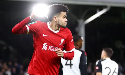 Diaz tỏa sáng, Liverpool hẹn Chelsea ở Chung kết Carabao Cup