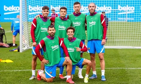 Liverpool gây sốc với 'báu vật' của Chelsea?