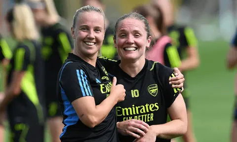 Trọng pháo của Arsenal trở lại tập luyện