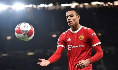 Ten Hag có động thái đầu tiên với Greenwood