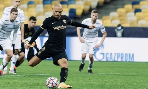Để ‘thánh sút trượt’ đá penalty, Barca nên tự trách chính mình