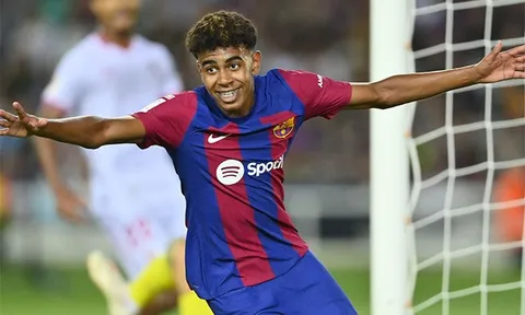 Tiền đạo Real ca ngợi ngọc quý Barca