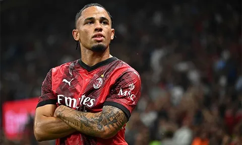 Stefano Pioli sẽ lựa chọn Noah Okafor hay Luka Jovic?