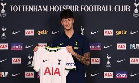 CHÍNH THỨC! Tottenham thâu tóm tiền đạo của Chelsea