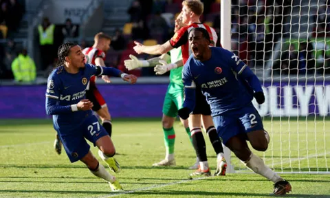 Công làm thủ phá, Chelsea suýt thua đội bóng đua trụ hạng