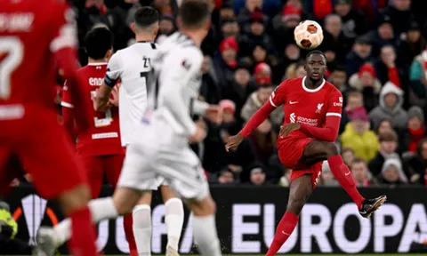 Liverpool sẽ chạm mặt ông lớn nào ở vòng 16 đội Europa League?