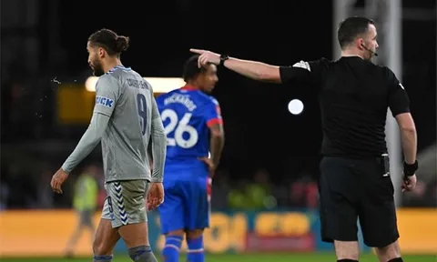 Everton kháng án thành công cho Calvert-Lewin