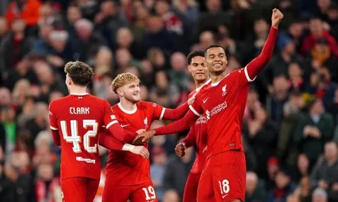 Gakpo lập cú đúp, Liverpool nhấn chìm Sparta Prague