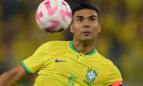 Bất ngờ với Casemiro