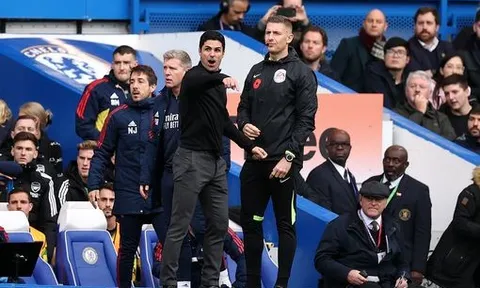 Arteta và Potter xung đột ngoài đường pitch