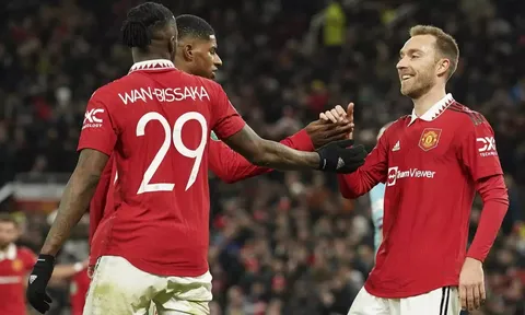 "Với 11 cầu thủ đó, M.U thoải mái vào top 4"