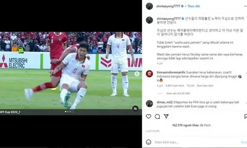 Ông Shin Tae-yong tấn công Văn Hậu; Thầy Park: “Làm HLV thì đừng nói suông”