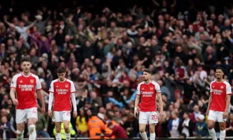 Thua sốc, đến lúc Arsenal mua 1 cầu thủ của Aston Villa