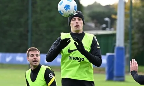Không có Werner và Lukaku, toàn đội Chelsea chơi trò lạ
