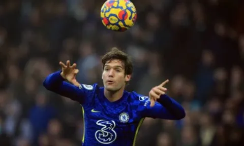 Chứng nào tật nấy, sao Chelsea khiến cả Thiago Silva lẫn Rudiger bực mình