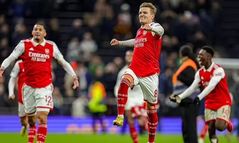 Gary Lineker nói thẳng cơ hội vô địch của Arsenal