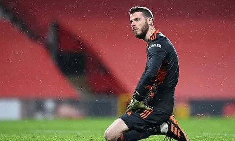 Kết thúc, Ten Hag định đoạt tương lai De Gea