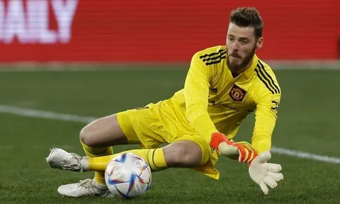 "Cú lừa" De Gea xuất hiện?