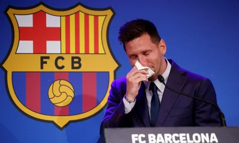 Thierry Henry lý giải khởi đầu khó khăn của Messi tại Pháp