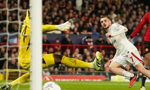Arsenal theo đuổi cơn ác mộng của Man Utd