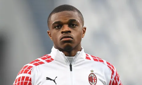 AC Milan có quyết định cuối về tương lai trụ cột hàng thủ