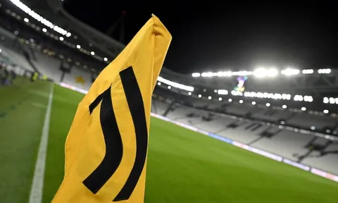Bị trừ 15 điểm, Juventus chính thức có phản ứng