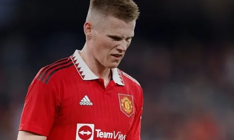 Agbonlahor ngạc nhiên vì McTominay