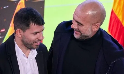 Aguero giải nghệ sớm: Tình yêu Messi và cái ôm của Pep Guardiola