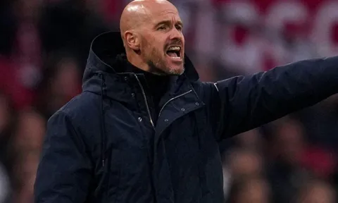 Ten Hag giải thích quyết định 'siêu dị' với Maguire