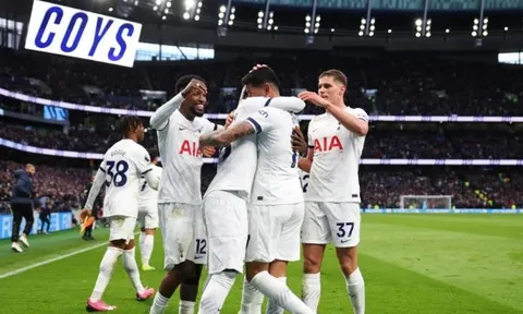 Alan Pardew dự đoán cuộc đua top 4