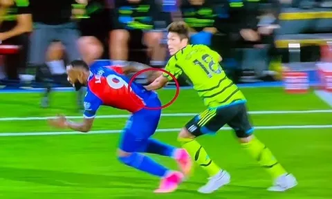 Alan Smith: Thực sự khắc nghiệt