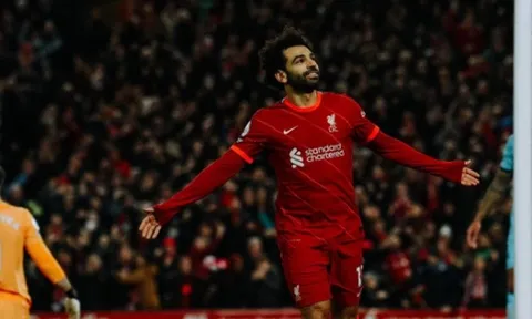 Alexander-Arnold nhận xét về Salah sau màn ngược dòng