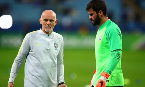 Liverpool bổ nhiệm một HLV theo yêu cầu của Alisson
