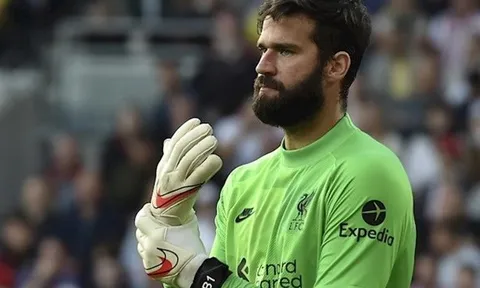 Alisson hạnh phúc với khác biệt đáng kinh ngạc mùa này